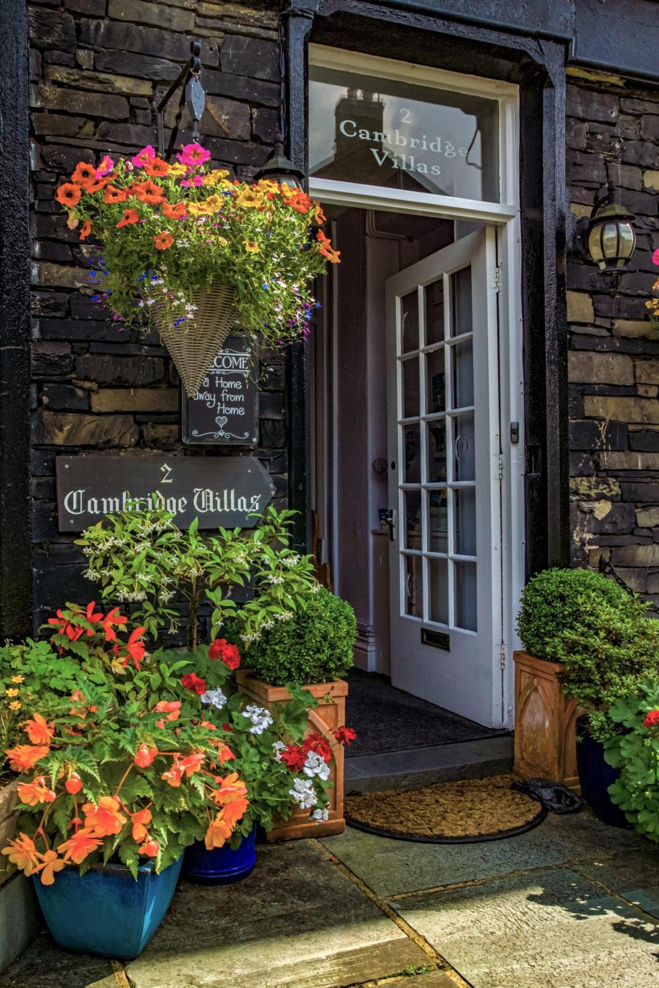 2 Cambridge Villas B & B Ambleside Dış mekan fotoğraf