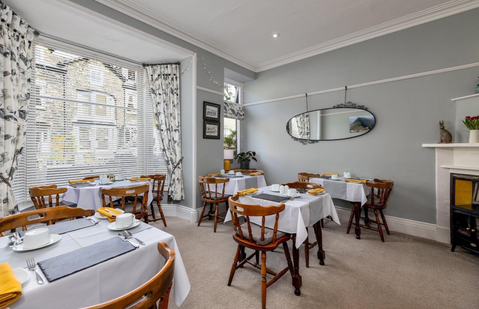 2 Cambridge Villas B & B Ambleside Dış mekan fotoğraf