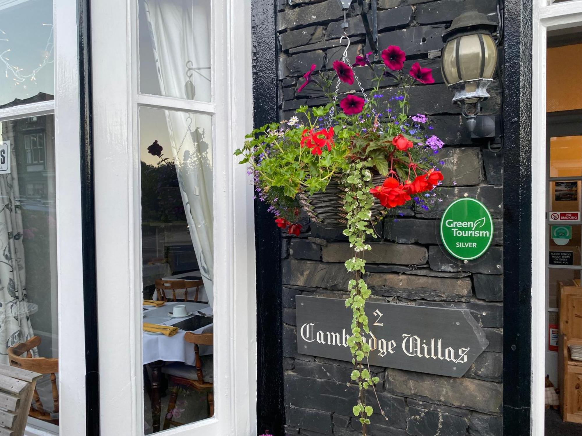 2 Cambridge Villas B & B Ambleside Dış mekan fotoğraf