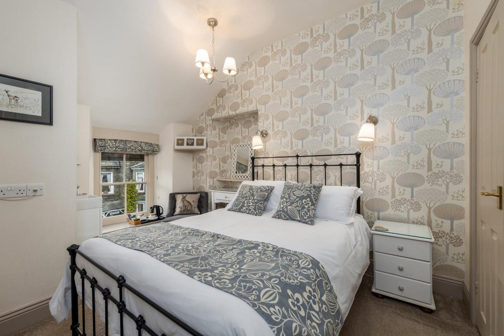 2 Cambridge Villas B & B Ambleside Dış mekan fotoğraf