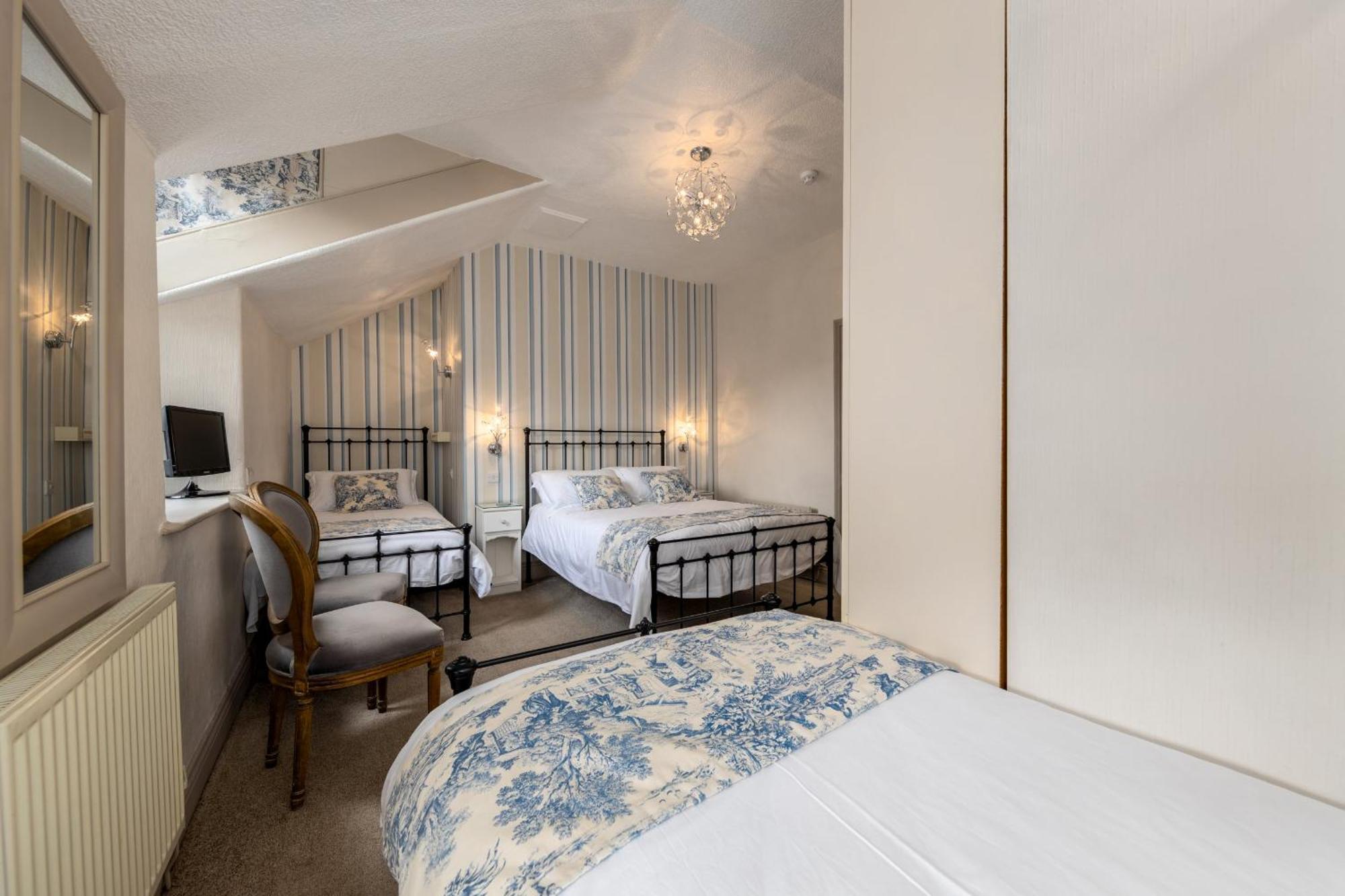 2 Cambridge Villas B & B Ambleside Dış mekan fotoğraf